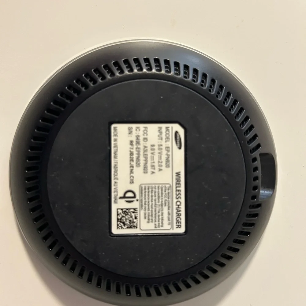Samsung Gray Wireless Charger